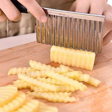 UK-0218 Crinkle Cut Knife, Vegetable Salad Chopping Knife Crinkle Cutters, Crinkle Cutting Tool French Fry Slicer , Potato Cutter Wavy Crinkle,French