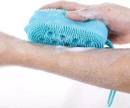 UK-0101  Silicone Bubble Bath Brush Quick Bath Brush Scrubbing Brushes Soft Rubbing Massage Bubble Body Cleaner Silicone Bathroom 1Pcs (Multi Color)